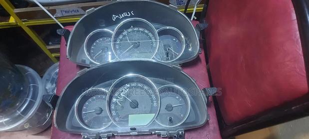 Dashboard Clock Toyota Auris 2014-2015