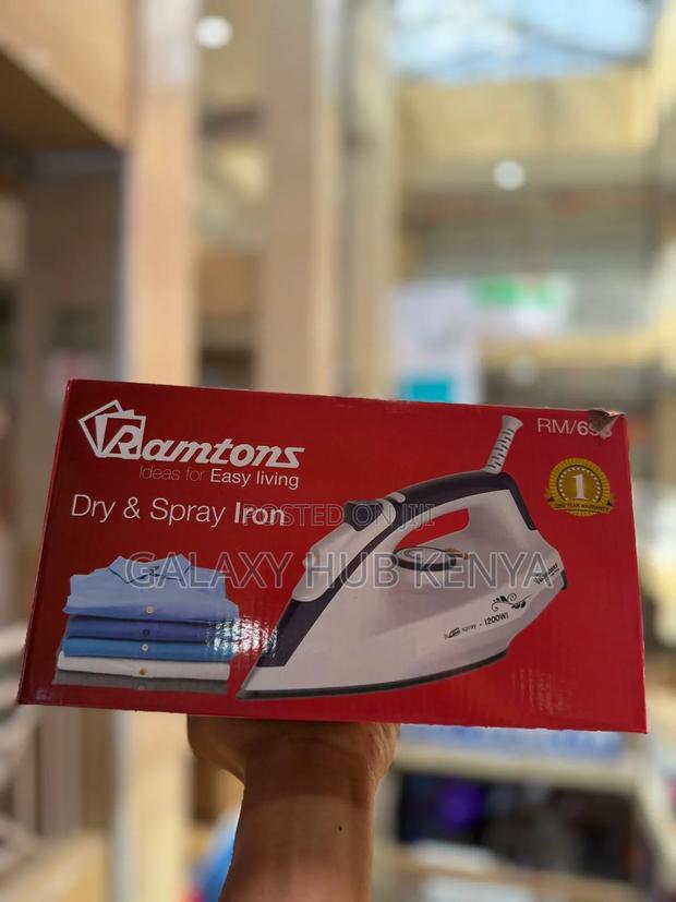 Ramtons Rm 693 Dry and Spray Iron - main view