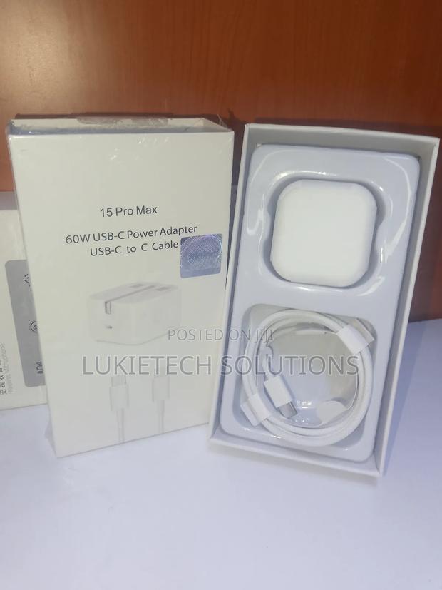 White iPhone 15 Pro Max Charger 60 Watts Adapter Usb-C to C - thumbnail 2