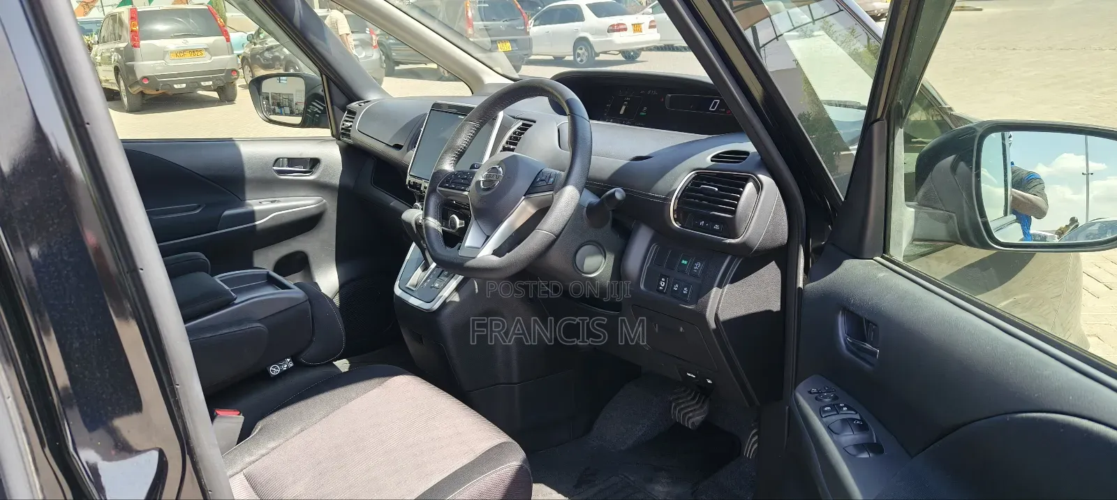 Nissan Serena 2018 Black