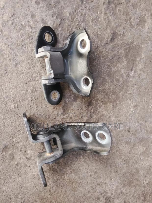 Front Door Hinges for Axio 161 - thumbnail 2