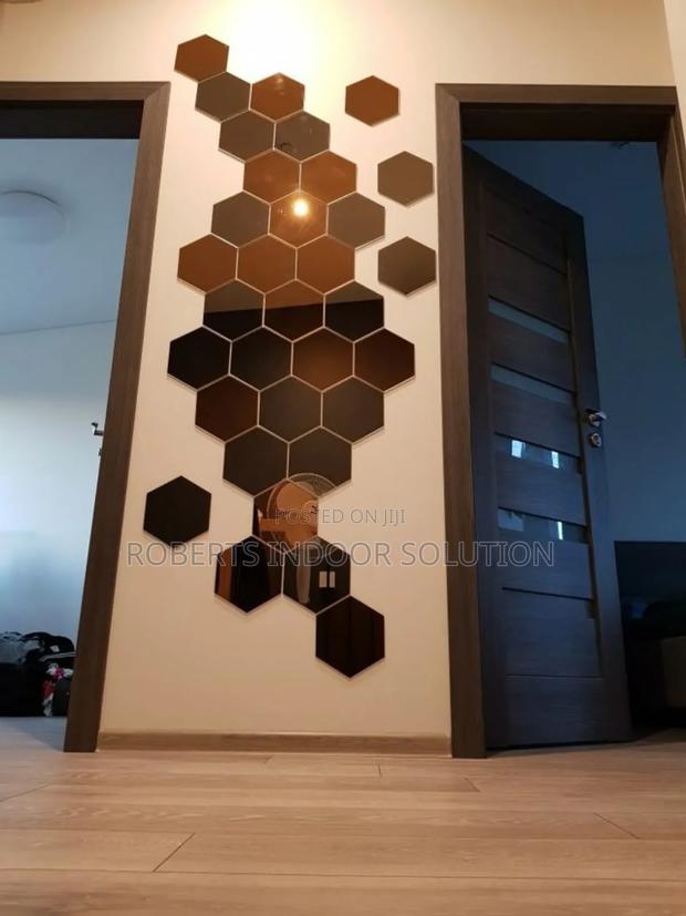Acrylic Mirror, Capturing Light at a Time Given It a Shot - thumbnail 2