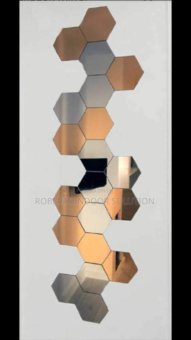 Acrylic Mirror, Capturing Light at a Time Given It a Shot - thumbnail 3