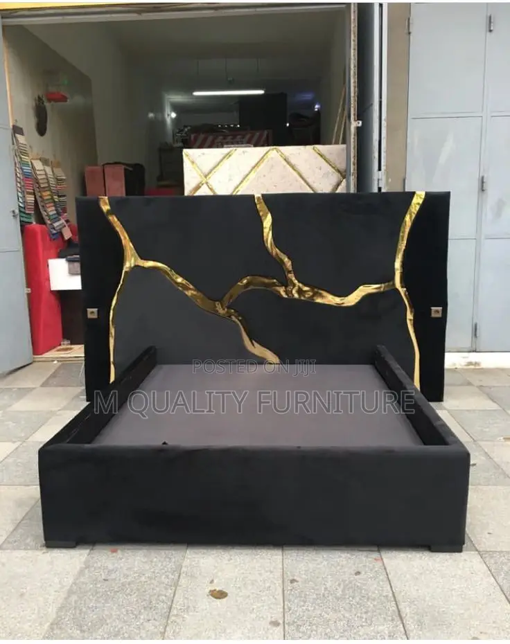 Black Goldenish Quality Bed