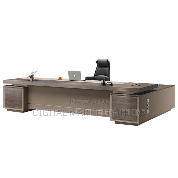 Office Desk:1600mm Ergonomic Executive Office Desk - thumbnail 5