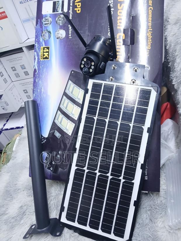 Outdoor Installation 4g Wifi Solar Street Light Camera