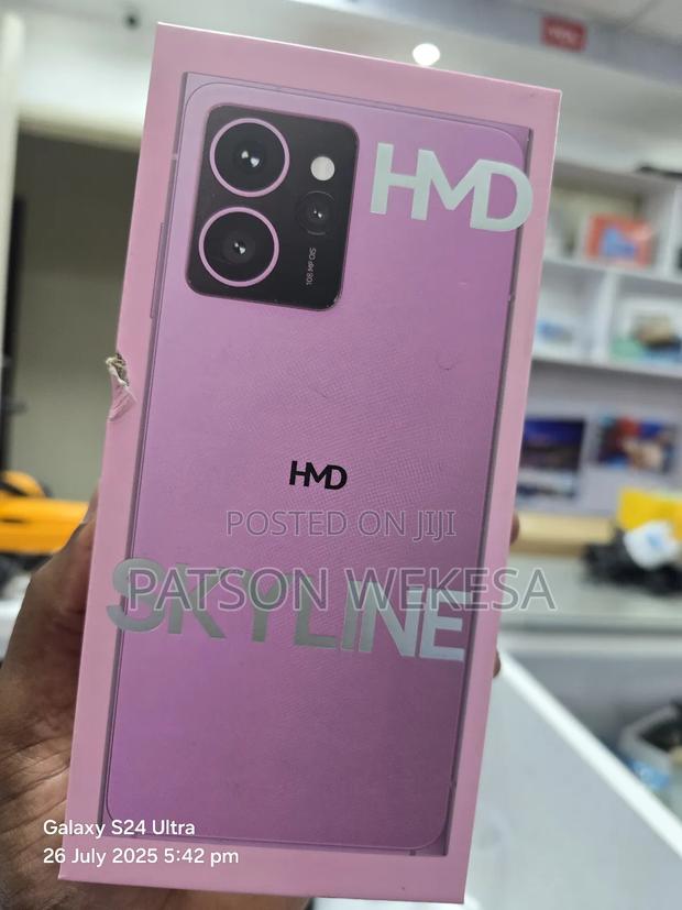 New HMD Skyline 256 GB Black