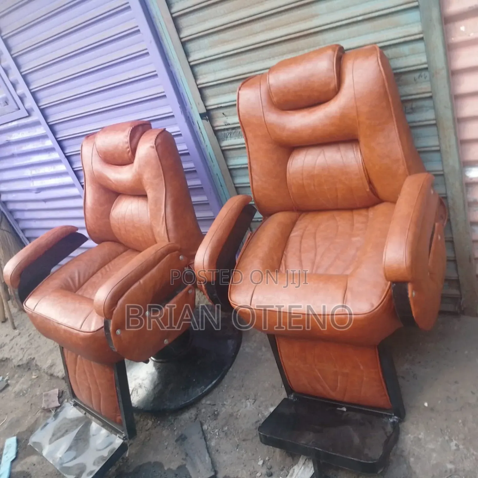 Brown Leather Seats 