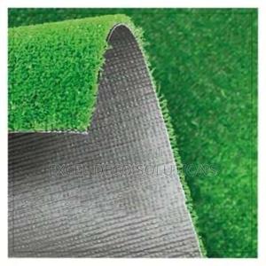 Artificial Grass – Create a Relaxing Outdoor Space - thumbnail 2