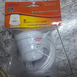 Horizon Shower Head - main view