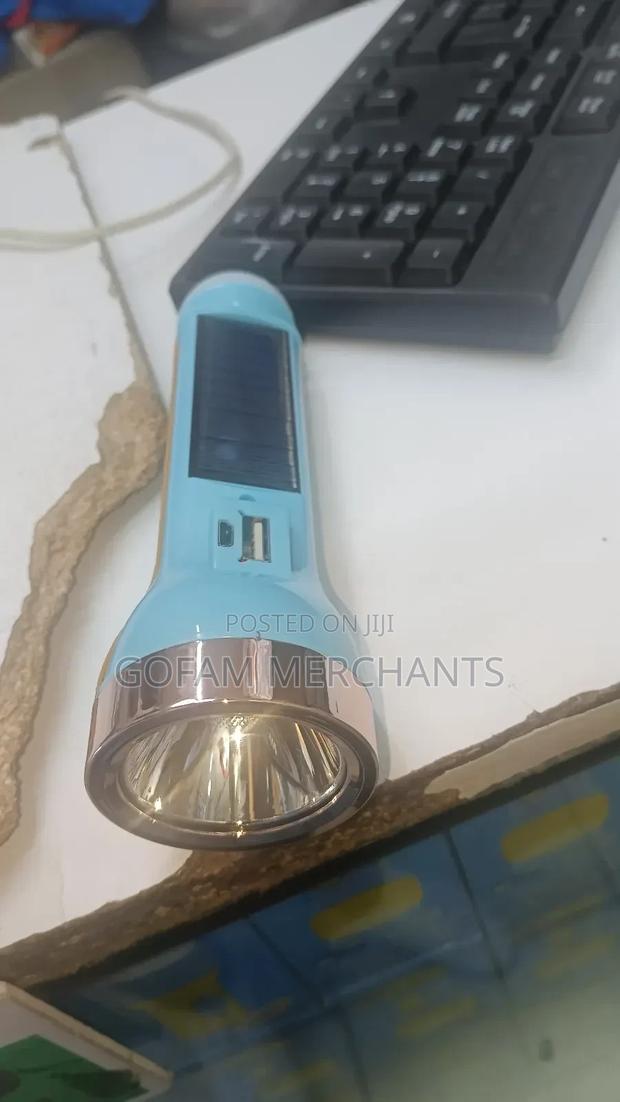 Solar Charging Search Light - thumbnail 2
