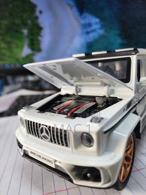 Die Cast G Wagon Metallic - thumbnail 2