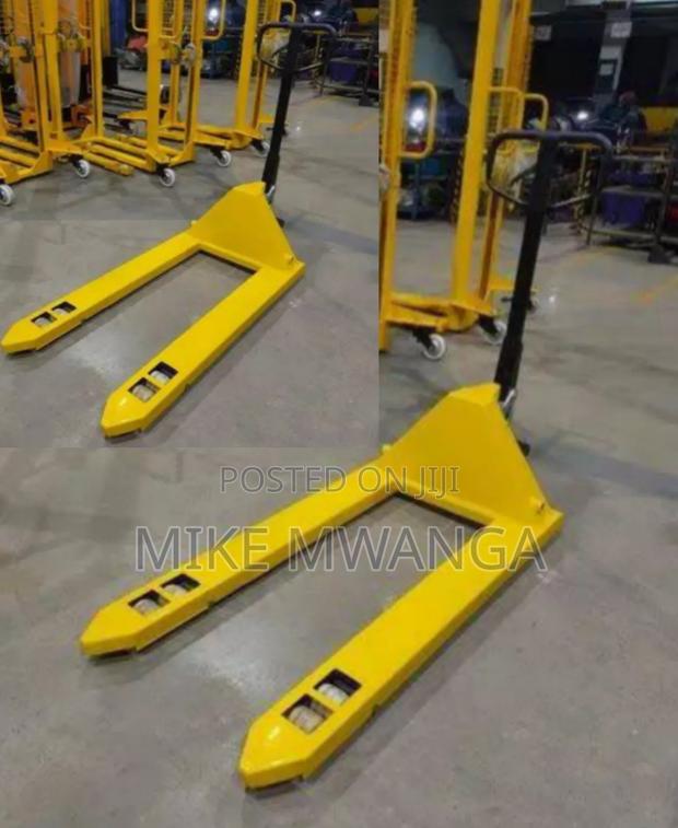 Heavy Duty 3t Pallet Trucks - main view