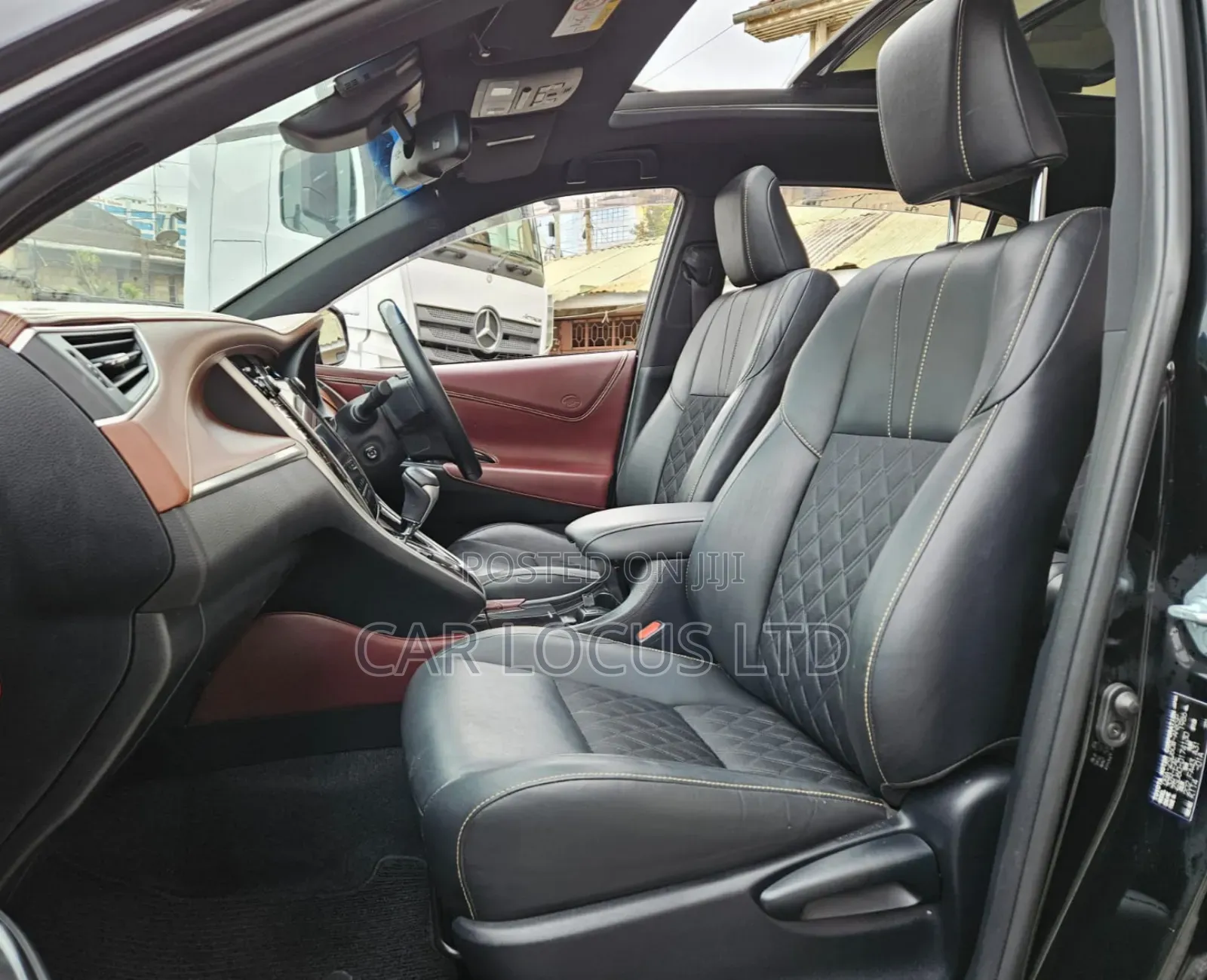 Toyota Harrier 2.0 2019 Black