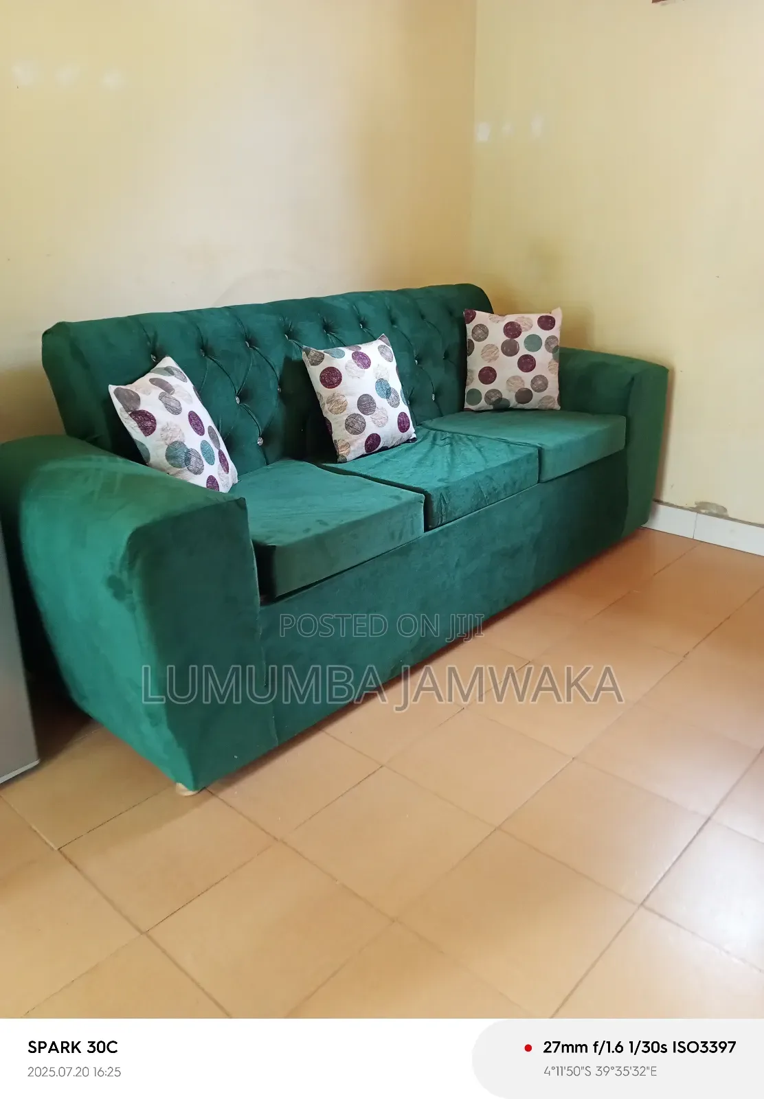 Sofa Inspection and Refurbishment