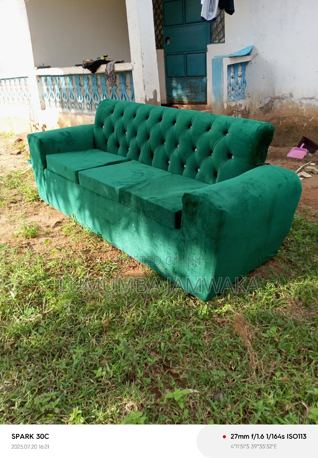 Sofa Inspection and Refurbishment