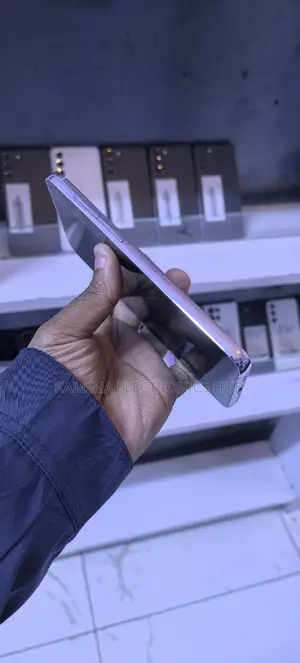 Samsung Galaxy S23+ 256 GB Purple