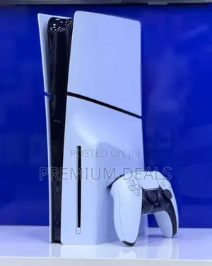 Clean White Milky Ps5 Slim Complete.