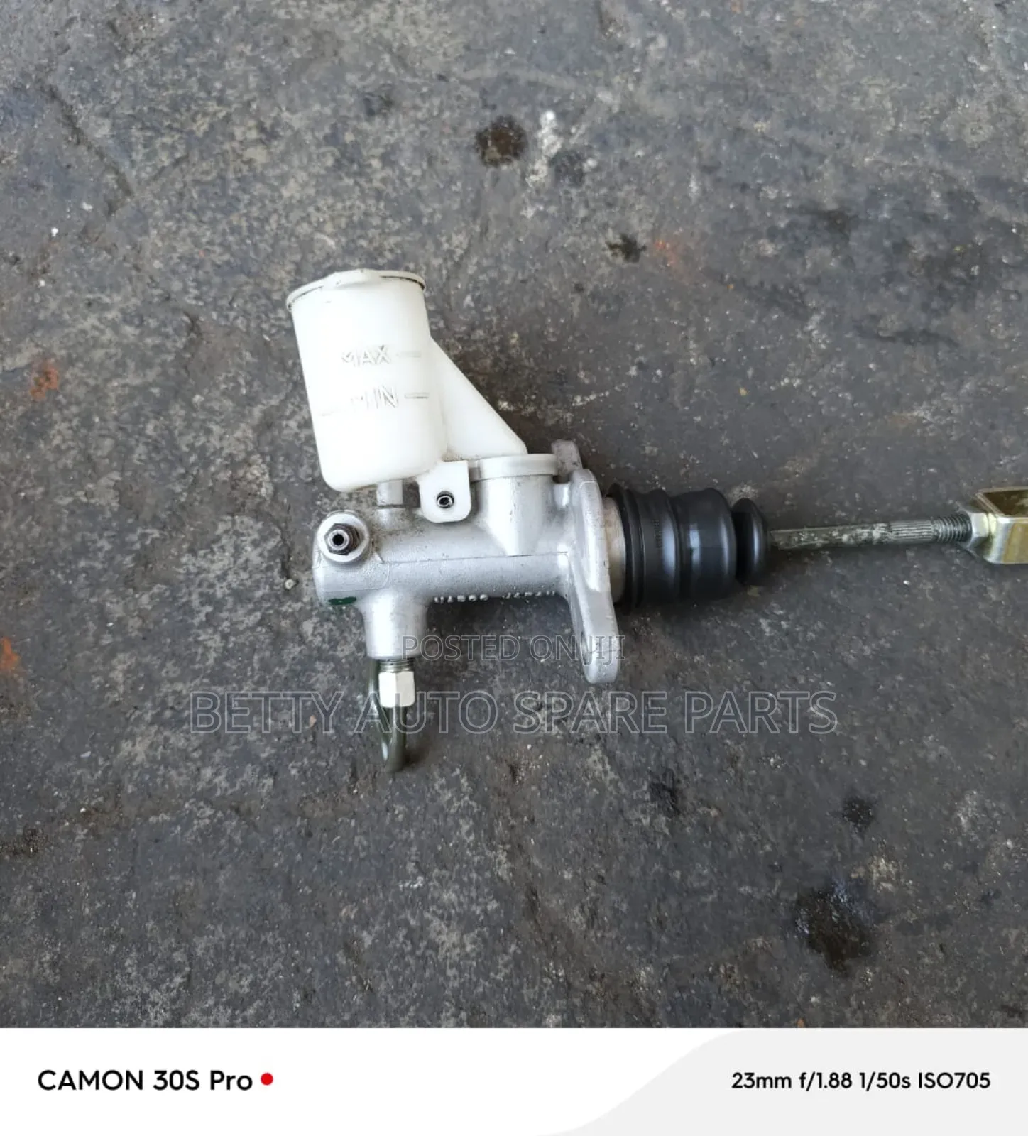 Nissan Hardbody Master Cylinder