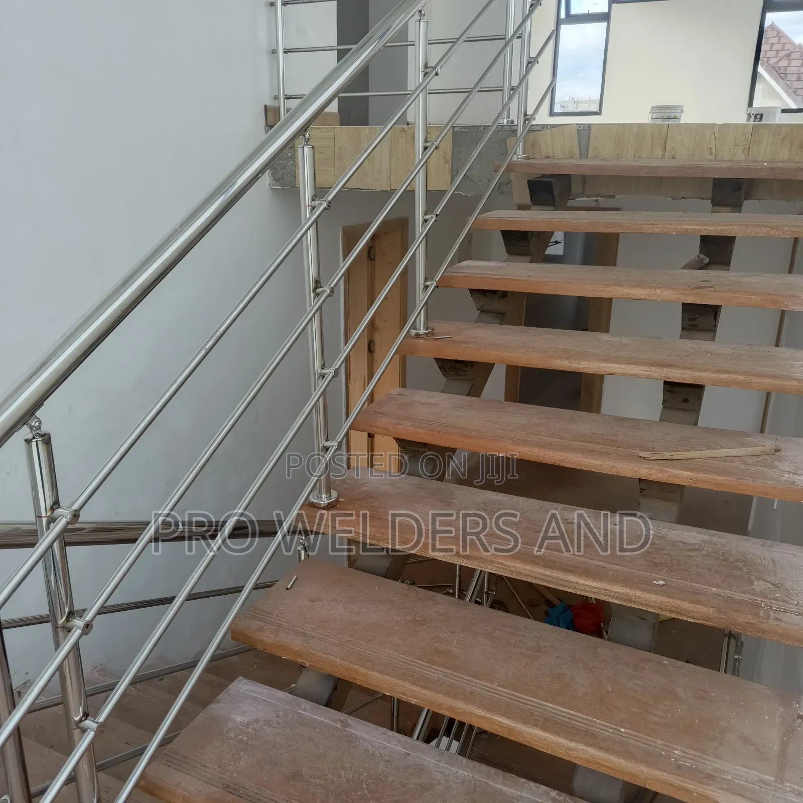 -Forever Polished – Premium Stainless Steel Railings!"