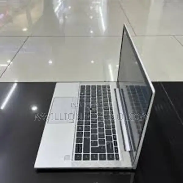 Laptop HP EliteBook 845 G8 16GB AMD Ryzen 5 SSD 256GB