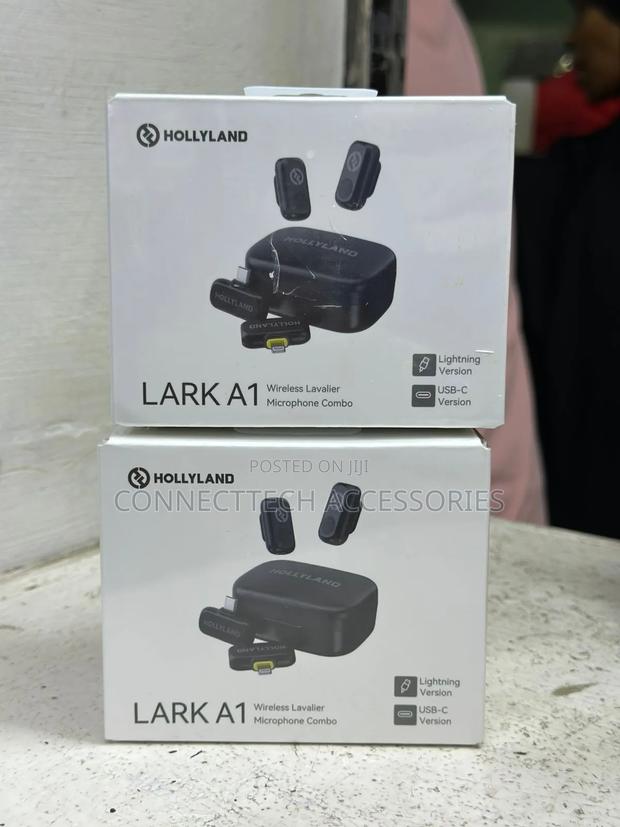Hollyland Lark A1 Wireless Lavalier Microphone Combo