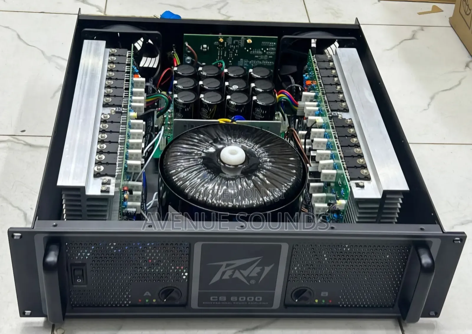 Power Amplifier Peavey Cs6000