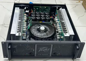 Power Amplifier Peavey Cs6000