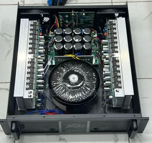 Power Amplifier Peavey Cs6000