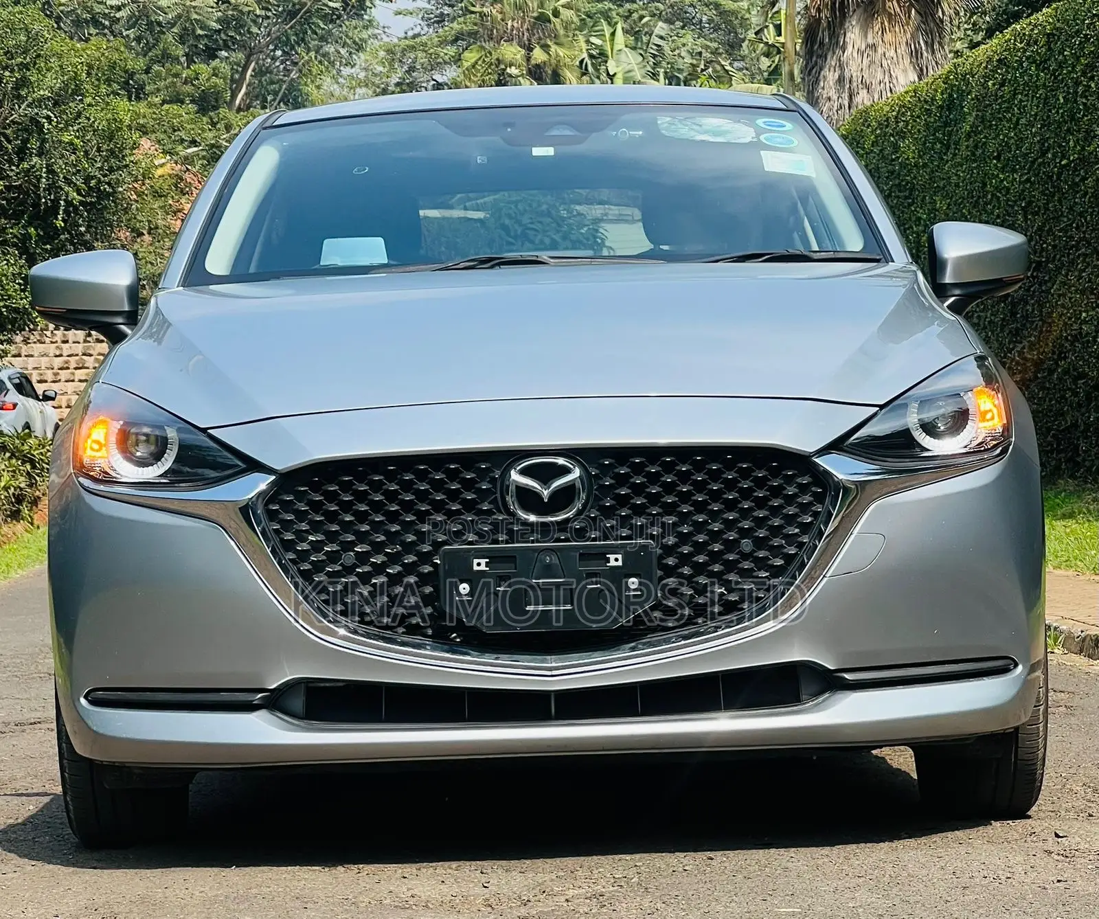 Mazda 2 2020 Silver