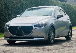 Mazda 2 2020 Silver