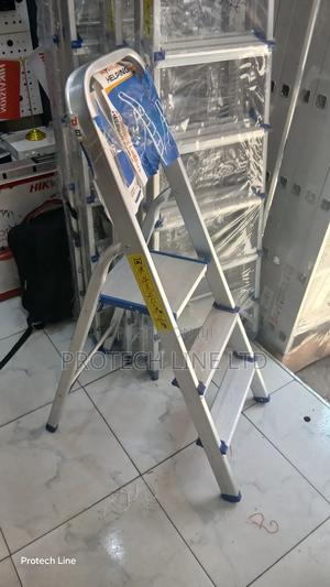 3 Steps Aluminum Ladder - thumbnail 2