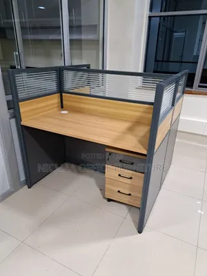 Workstation: 2-Way Partioned Model Ergonomic Workstation