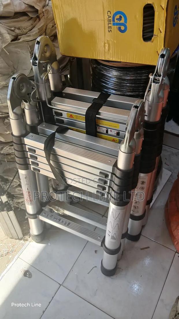 Double Telescopic Ladder 1.9m ×1.9m - thumbnail 4