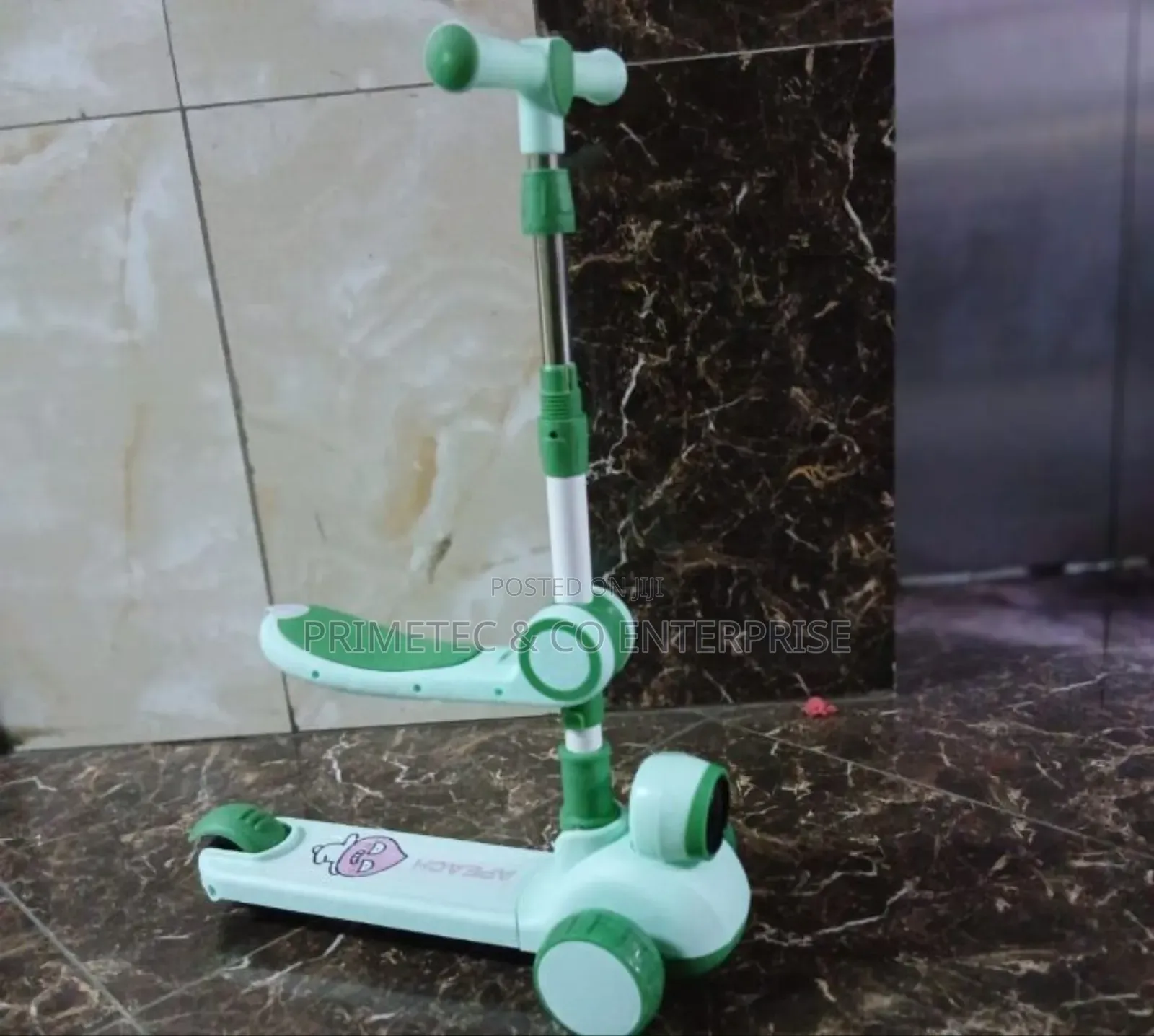 Scooter 
With Adjustable Height