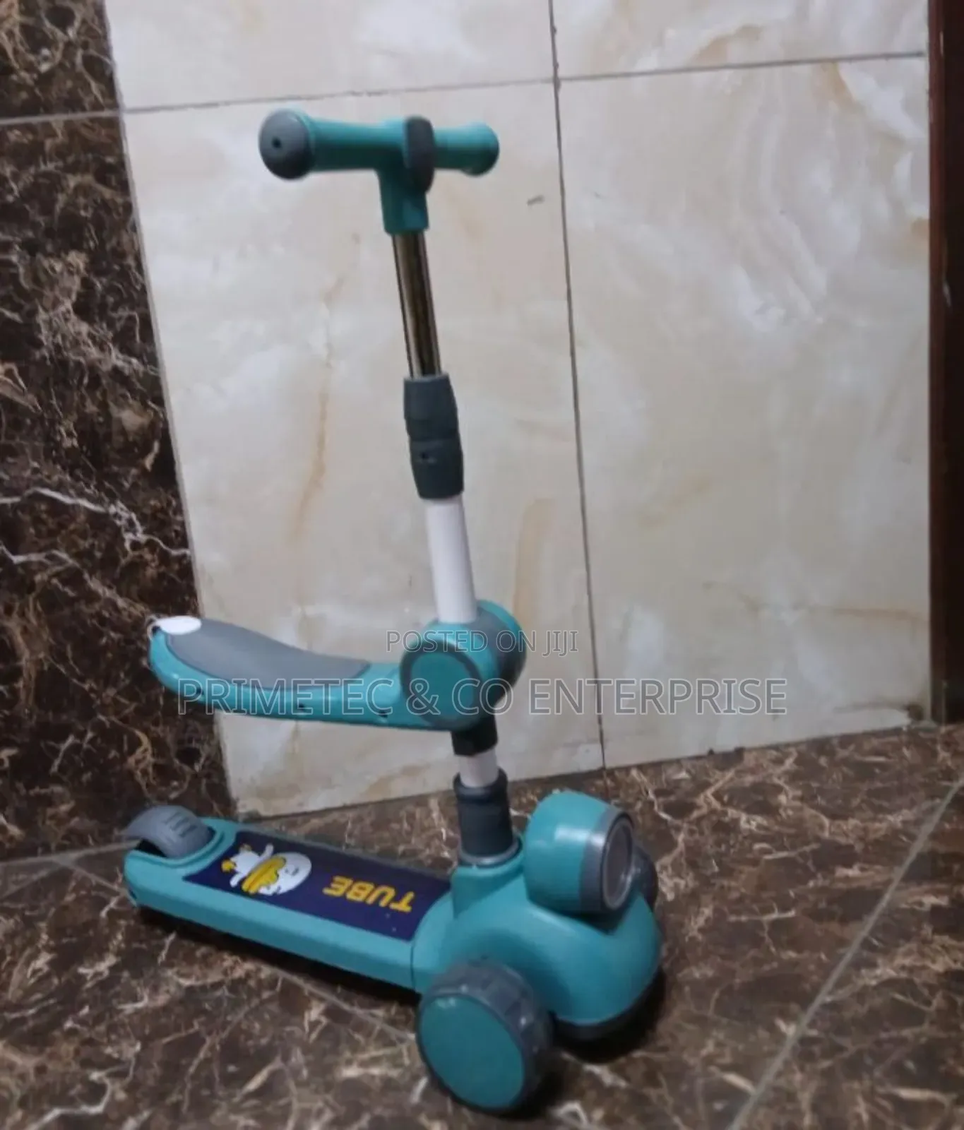 Scooter 
With Adjustable Height