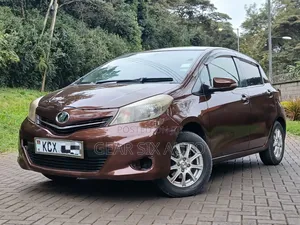 Toyota Vitz 2012 Brown