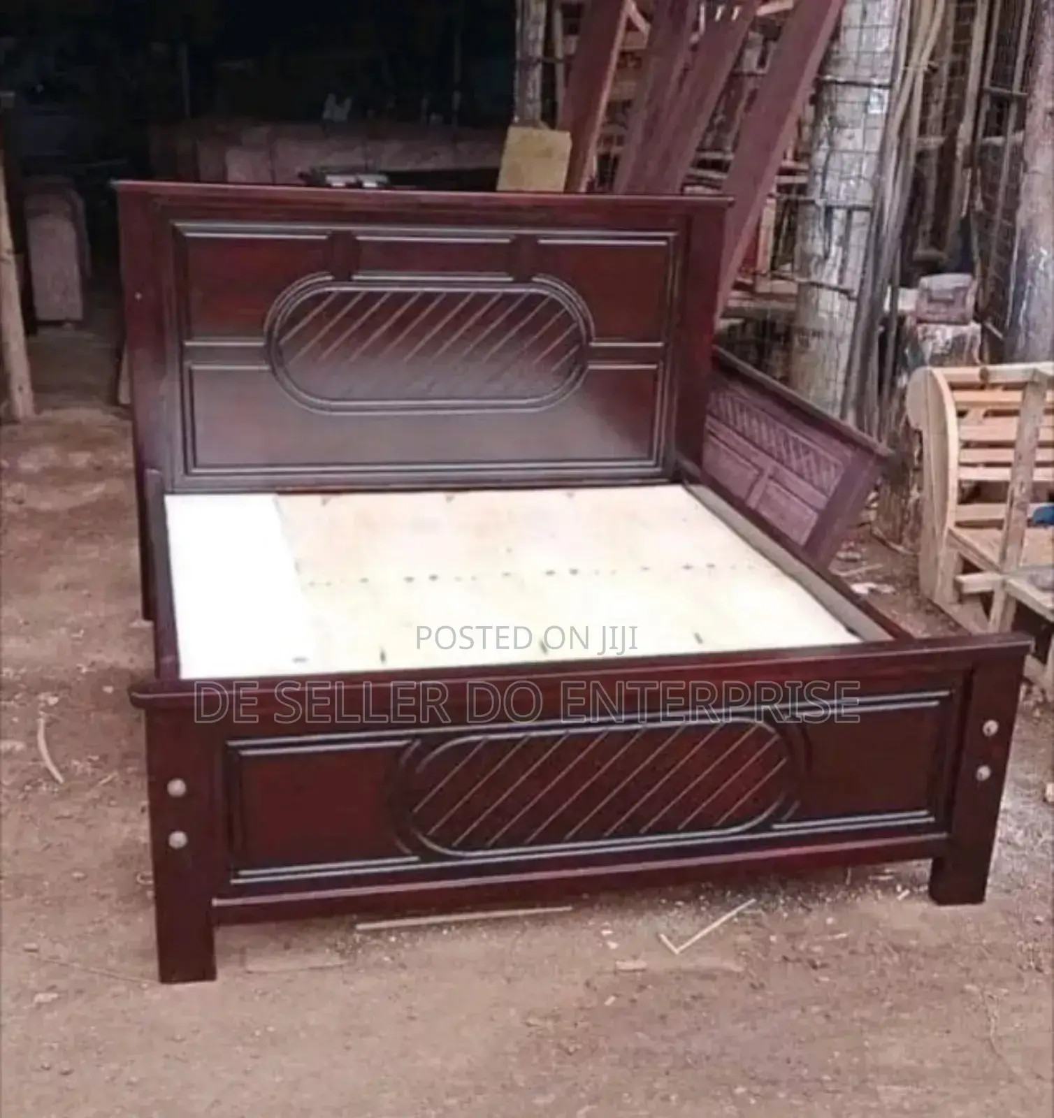Stain Hardwood Bed 5x6 Super Bed