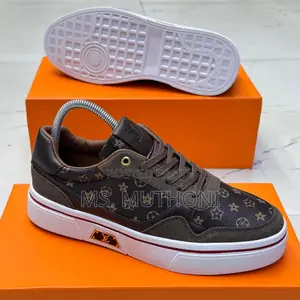 Louis Vuitton Inscribed Casual Wear Sneakers Size 40-45