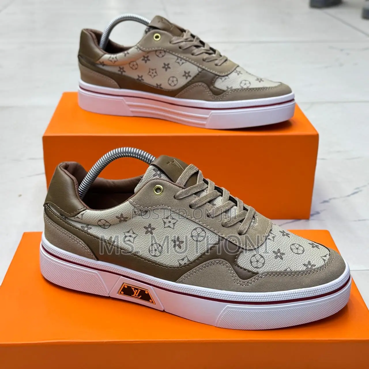 Louis Vuitton Inscribed Casual Wear Sneakers Size 40-45