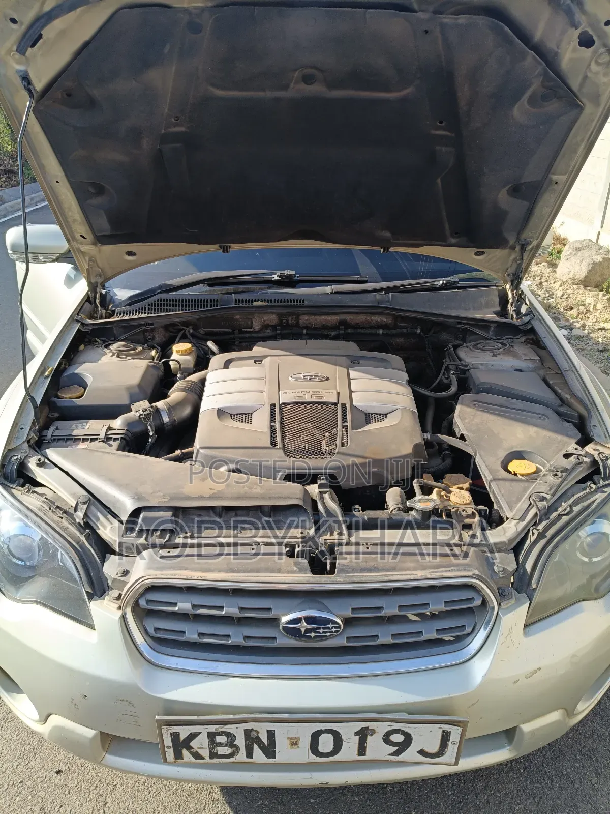 Subaru Outback Automatic 2003 Beige
