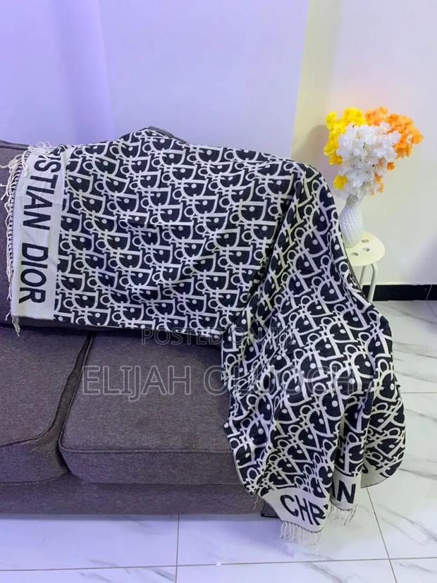 Dior Quality Heavy Scarf/Wrap - thumbnail 4