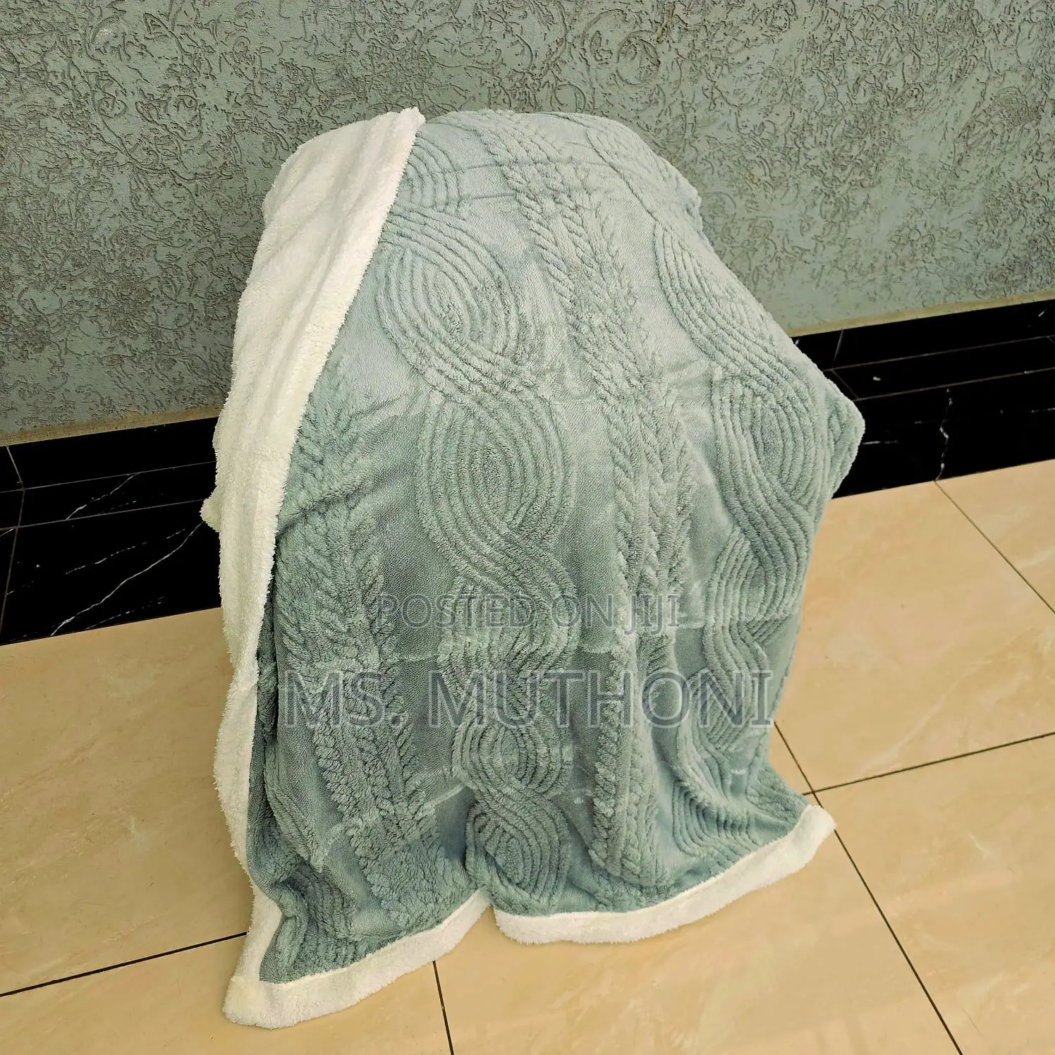 Lambswool Double Sided Throw Blanket* Size 200*230cm ( 6*7)