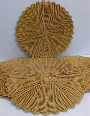 Rattan Unique Mat