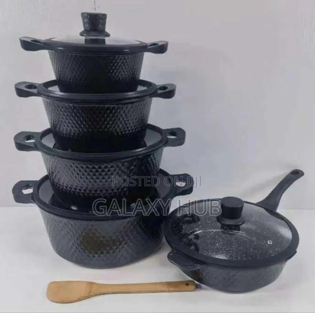 Bosch 11pc Cookware With Silicone Lid Cover