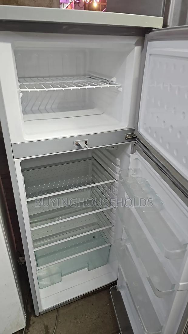 Ramtons 215l Two Door Fridge - thumbnail 2