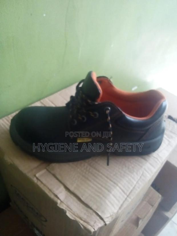 Female Safety Shoes - main view