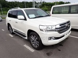 Toyota Land Cruiser 2019 Pearl
