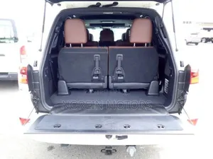 Toyota Land Cruiser 2019 Pearl