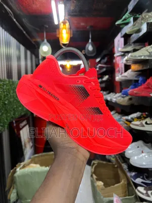 Pure Red New Balance Fuelcell Supercomp V3 Trainer